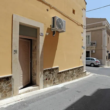 Stylo House 3* Ragusa